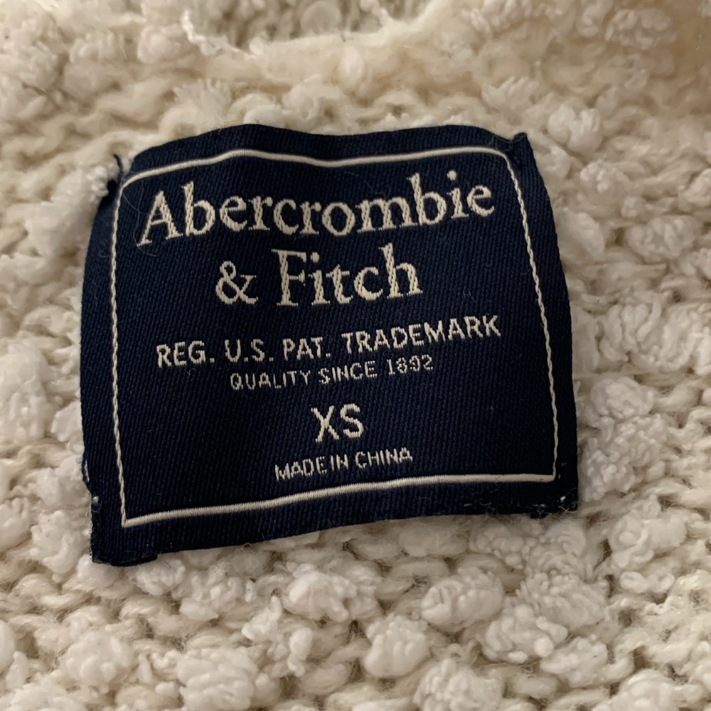 Abercrombie & Fitch Boucle V-Neck Sweater Cream Size XS - Picture 5 of 7